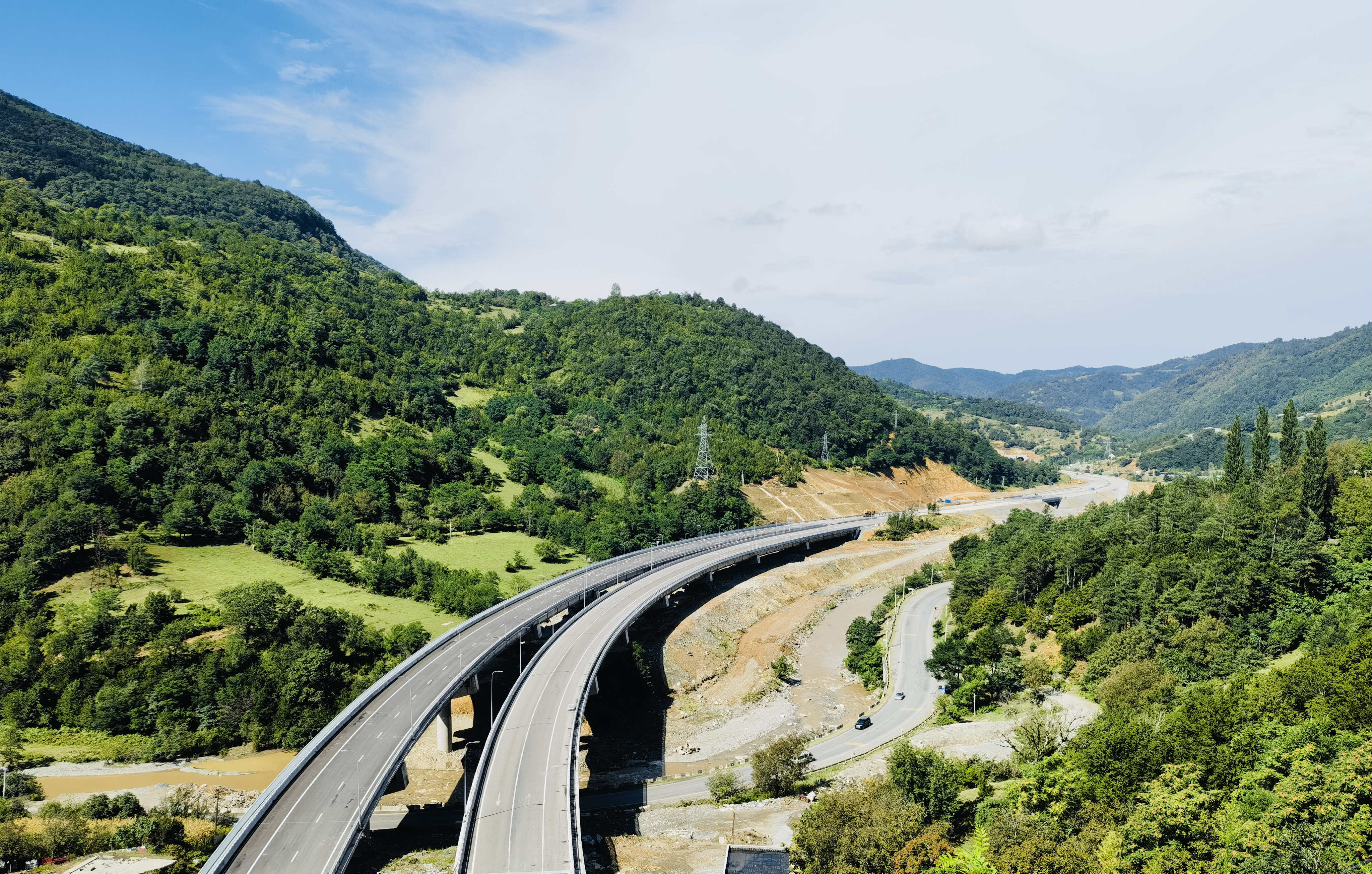 格鲁吉亚E60高速公路F2标段项目